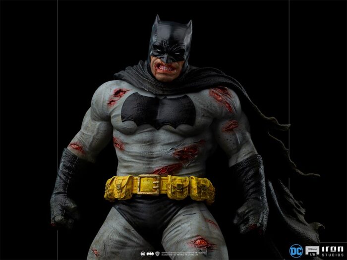 6 – Iron Studios Batman The Dark Knight Returns 1/6 Scale Diorama – Cosmic Comics