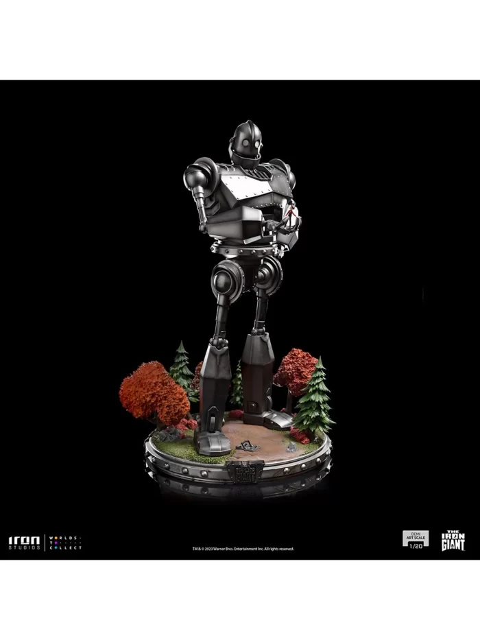 IS Iron Giant 7 – Iron Studios Iron Giant and Hogarth Hughes - The Iron Giant - Demi Scale 1/20 Statue PRE ORDER – Cosmic Comics